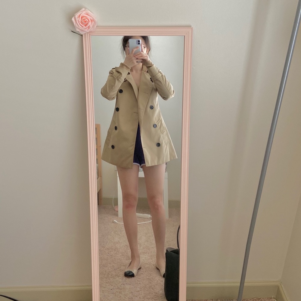 High Quality Trench Coat!